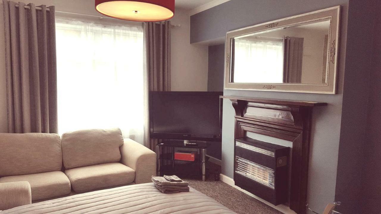 Dumfries Central apartment Extérieur photo